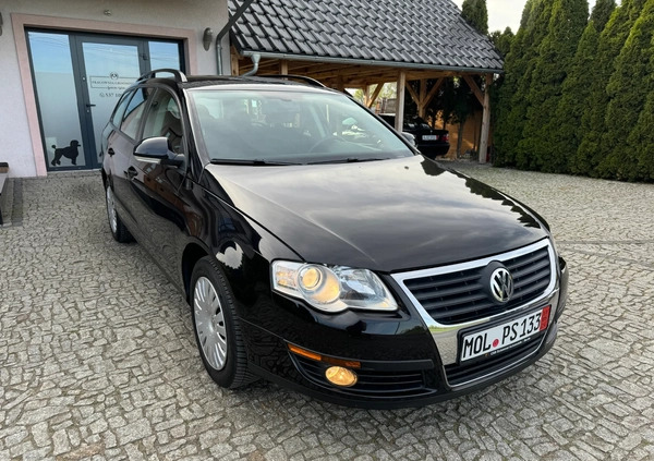 Volkswagen Passat cena 17900 przebieg: 197884, rok produkcji 2007 z Świdwin małe 781